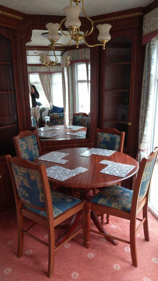 The Boat House Guesthouse ボート・オブ・ガーテン エクステリア 写真